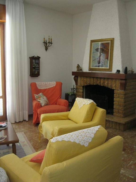 La Casa Dei Pini Bed & Breakfast Malnate Exterior foto